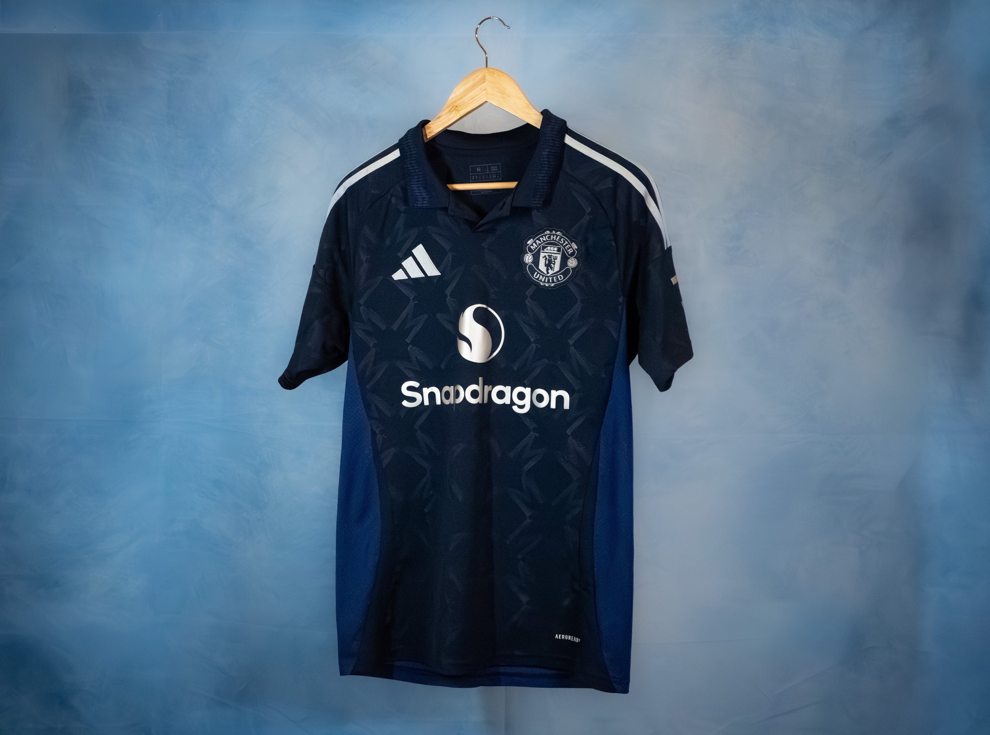 Adidas Manchester United 24/25 Away Jersey Men’s Medium