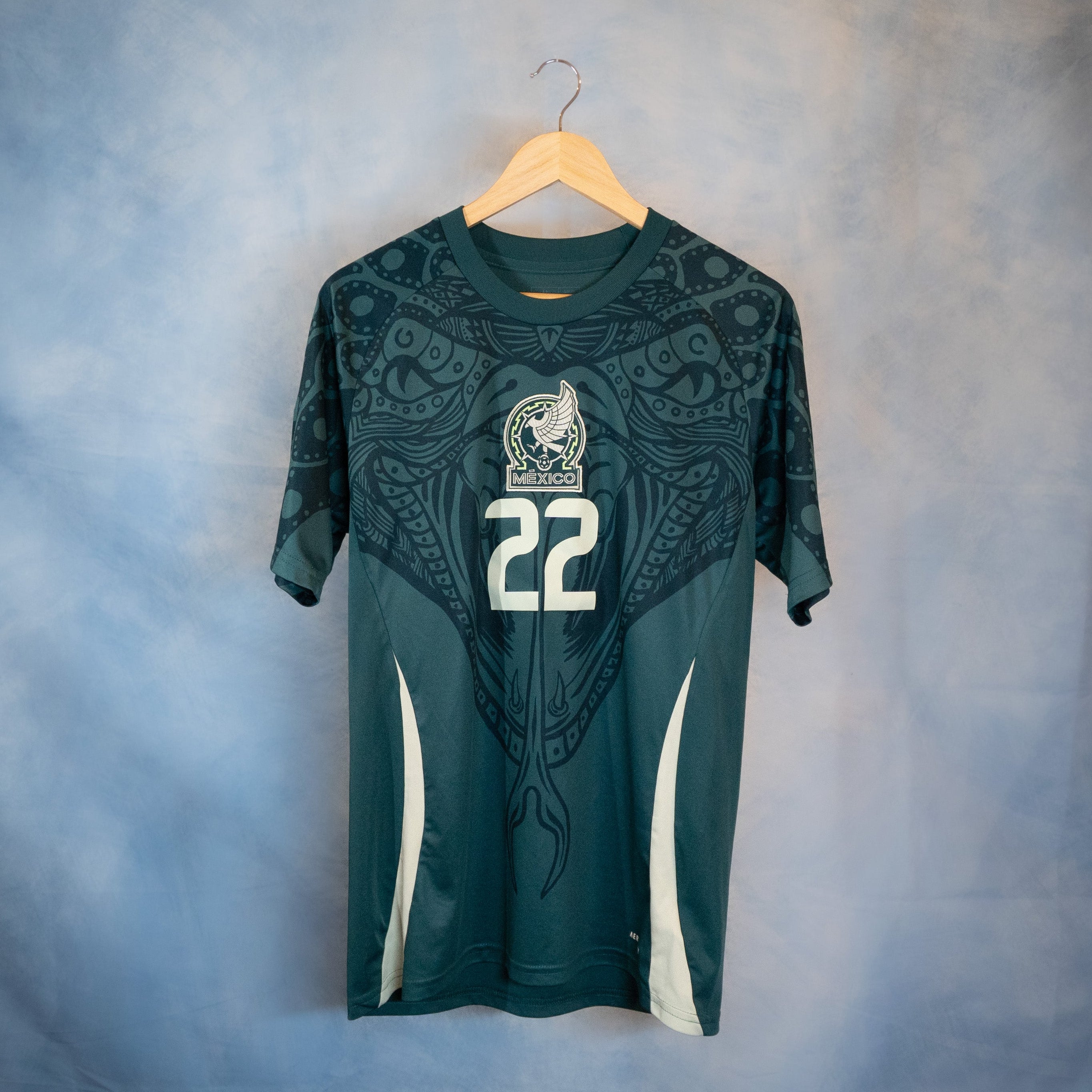 Mexico Hirving Lozano Jersey Men’s Medium